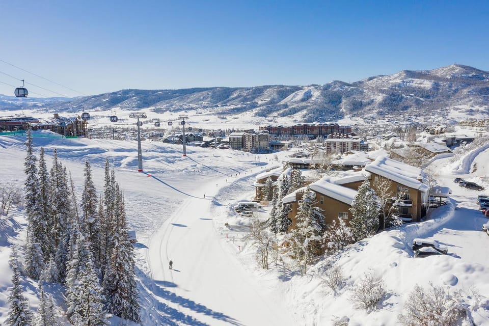 SE038 - Storm Meadows East Slopeside Apartment in Steamboat Springs