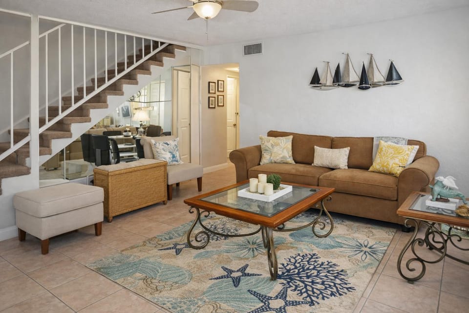 577 Sutton Place by FVC Apartment in Longboat Key