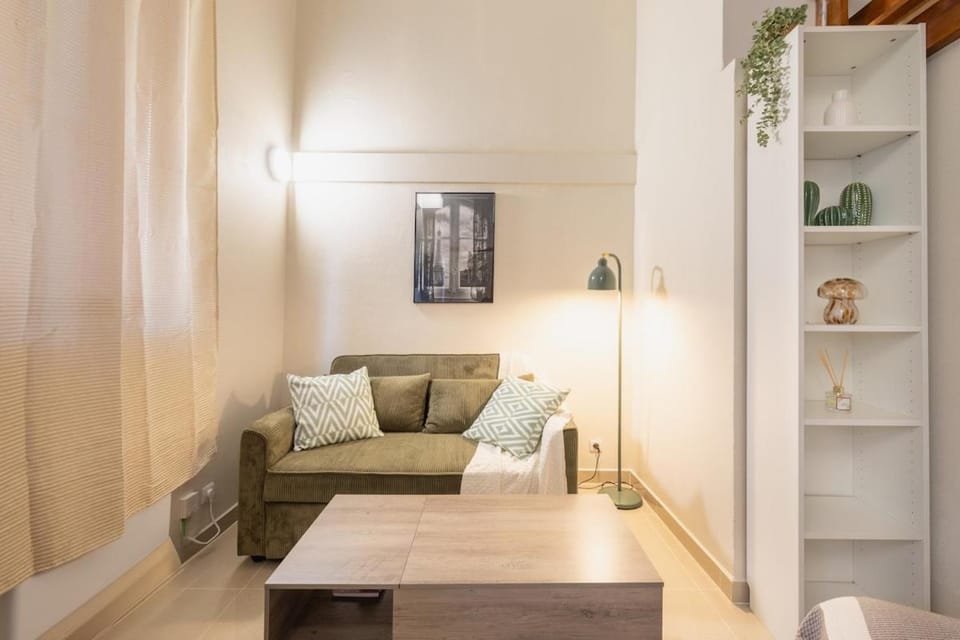 Urban Nest Apartment in Île-de-France