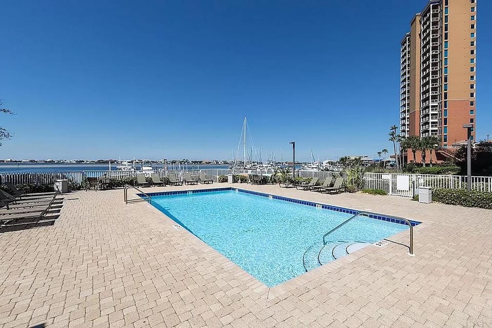 South Harbour 6C Apartment in Pensacola Beach