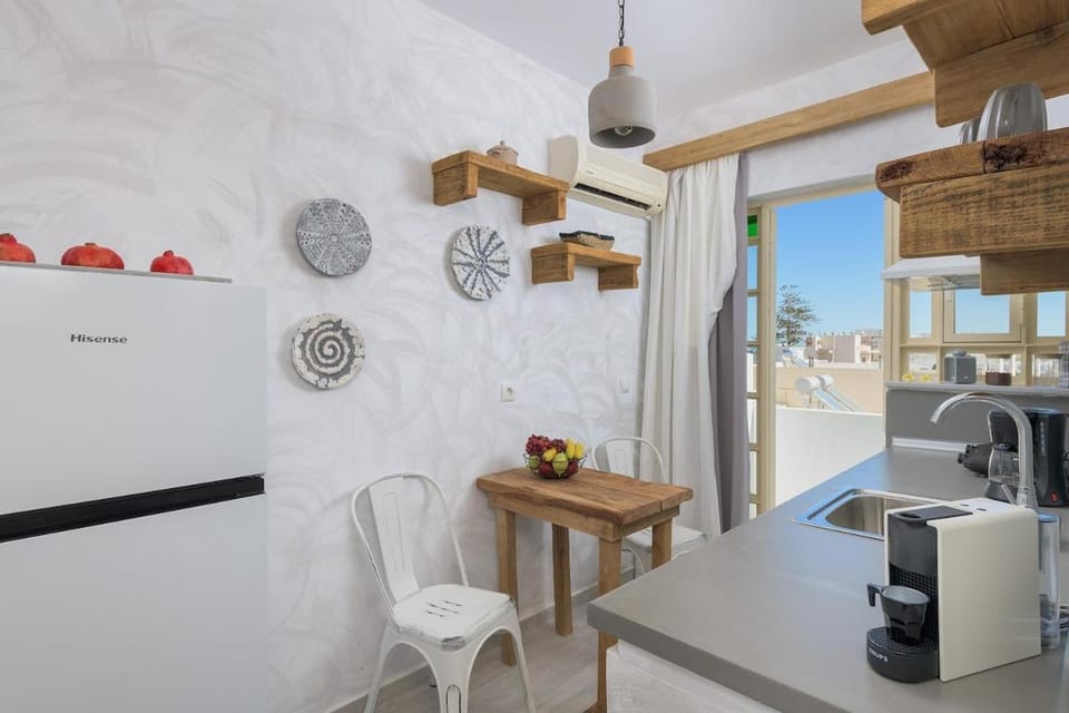 WHITE PERLA SUITE Top Sea Views Min to Old Town Apartment in Rhodes