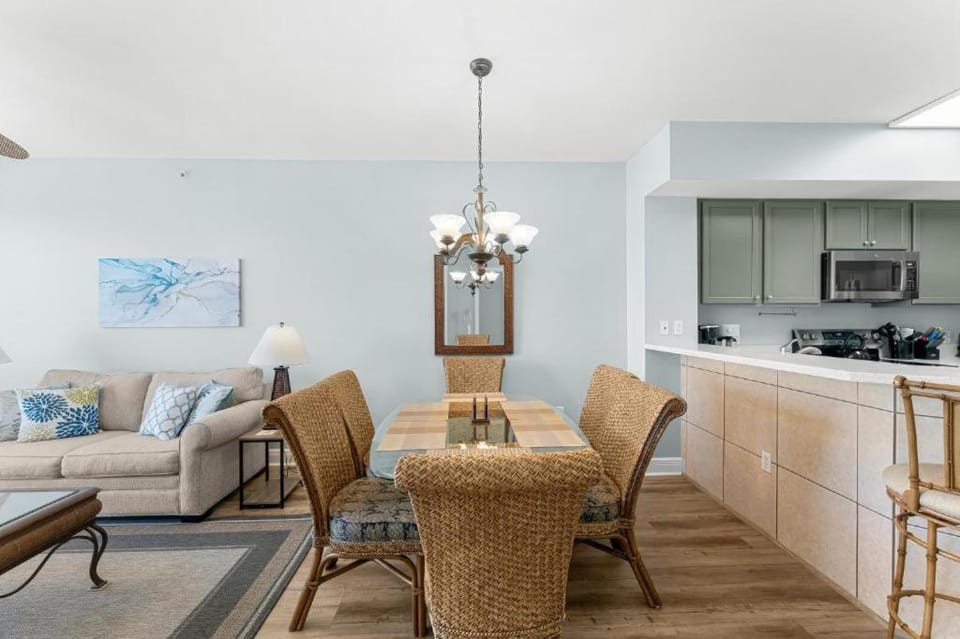 Celadon 808 by Emerald Coast Retreats Apartment in Panama City Beach