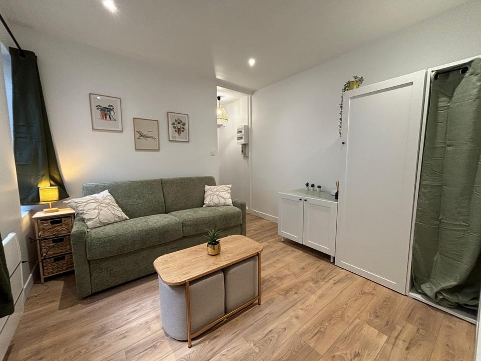 Property building, Living room