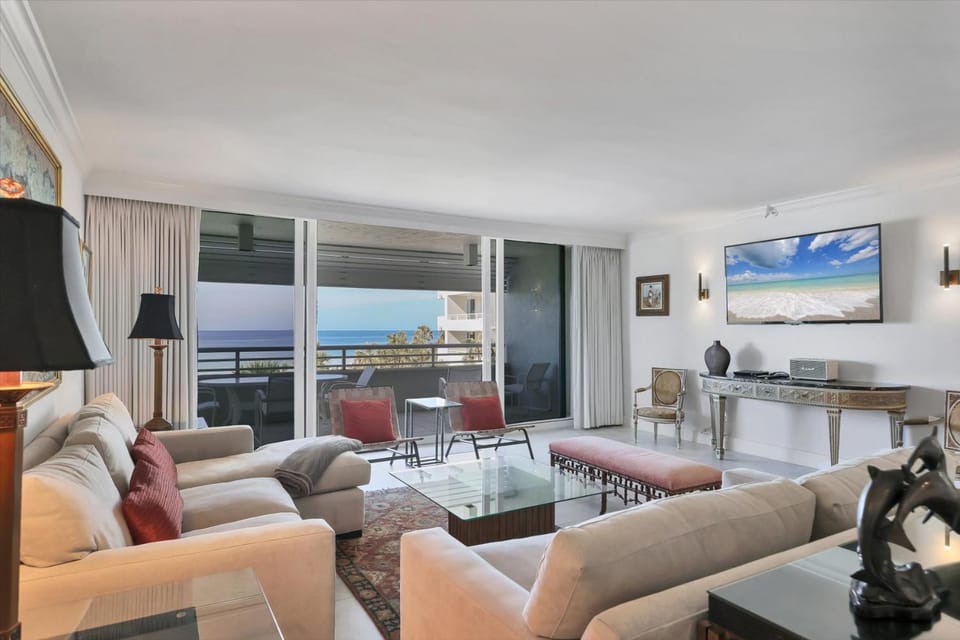 Inn on the Beach 1307 by FVC Apartment in Sarasota