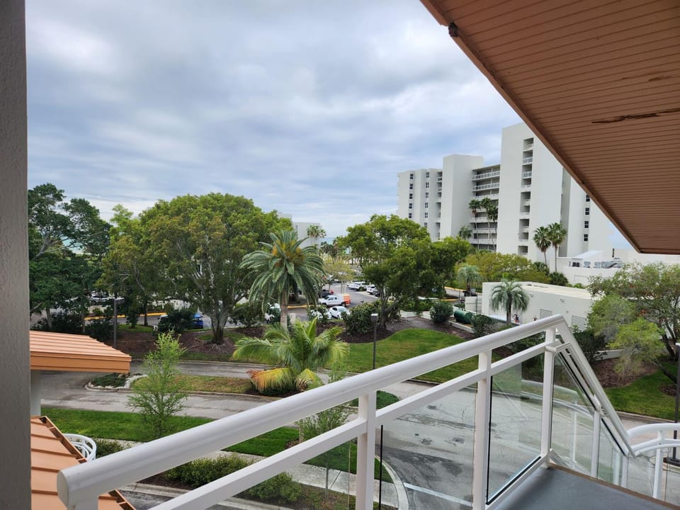 Inn on the Beach 7304 by FVC Apartment in Sarasota