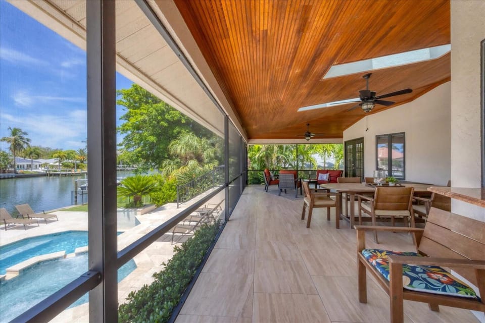 Kon-Tiki by FVC House in Saint Armands Key