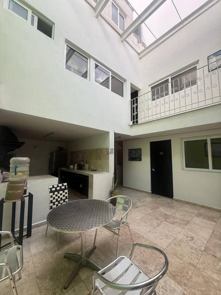 Patio, Kitchen or kitchenette, Dining area