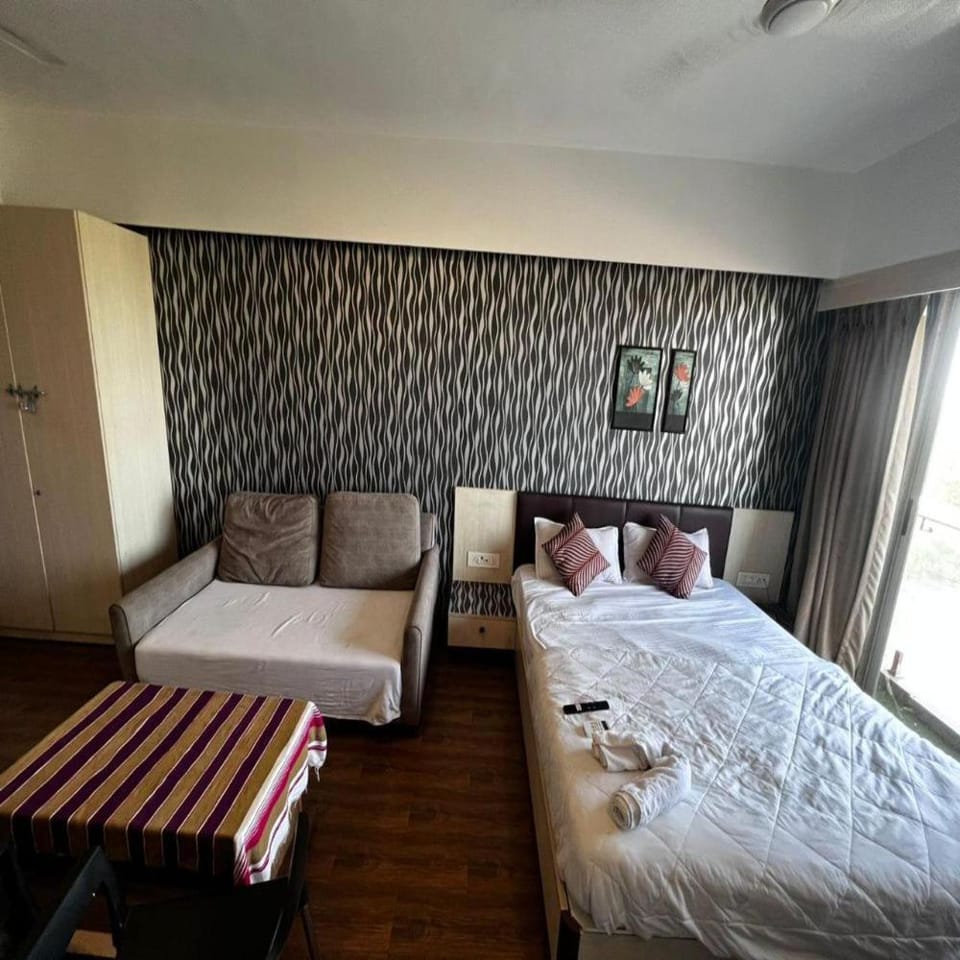 Weekend address Hotel in Gujarat