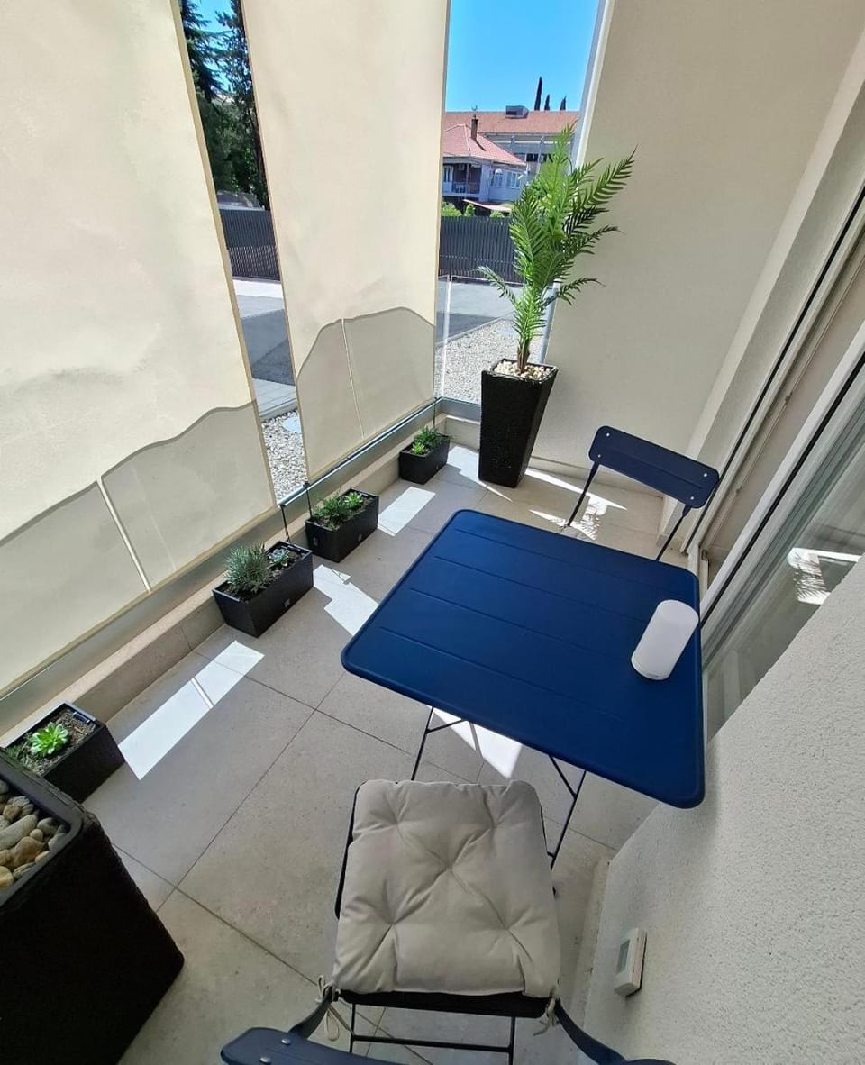 Vruljica Star Apartment - Near Old Town Quiet Area Private Parking Apartment in Zadar