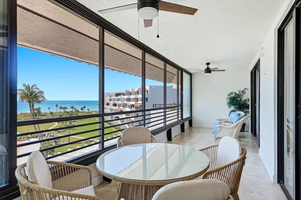 Players Club 402 by FVC Apartment in Longboat Key