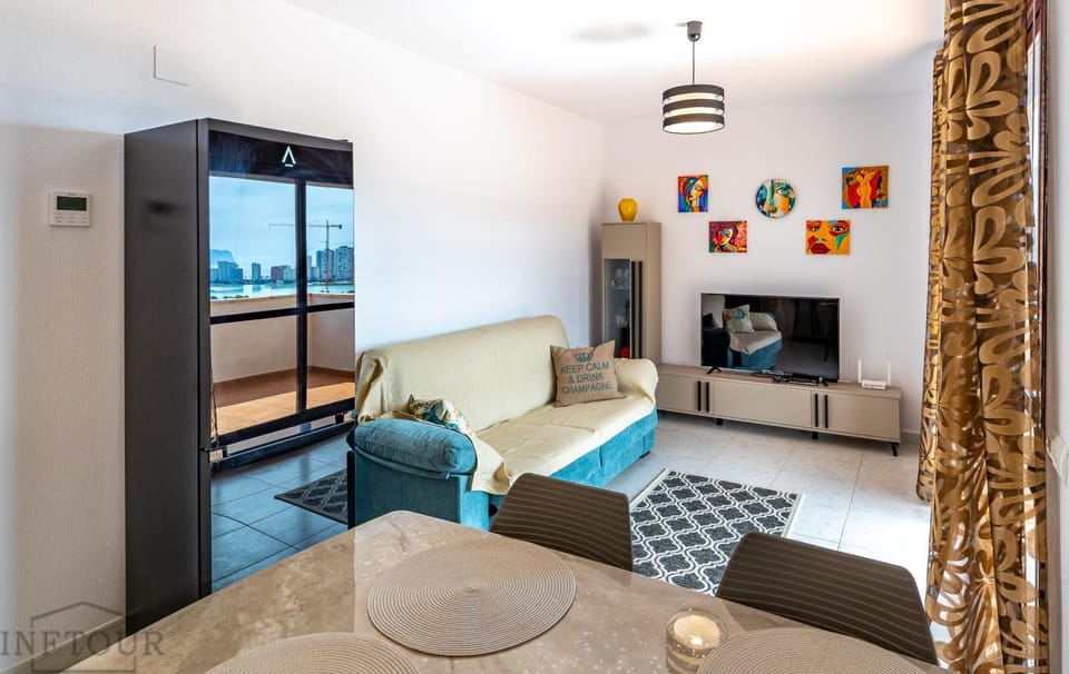 Communal lounge/ TV room, Living room