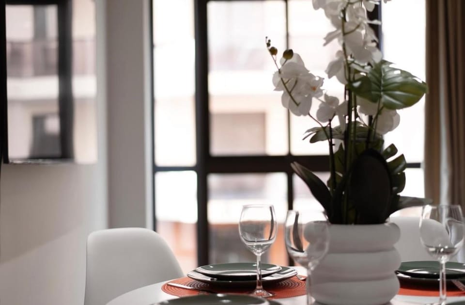 Appartement luxueux compans caffarelli climatiseur parking privé gratuit jardin japonais 4 personnes Apartment in Toulouse