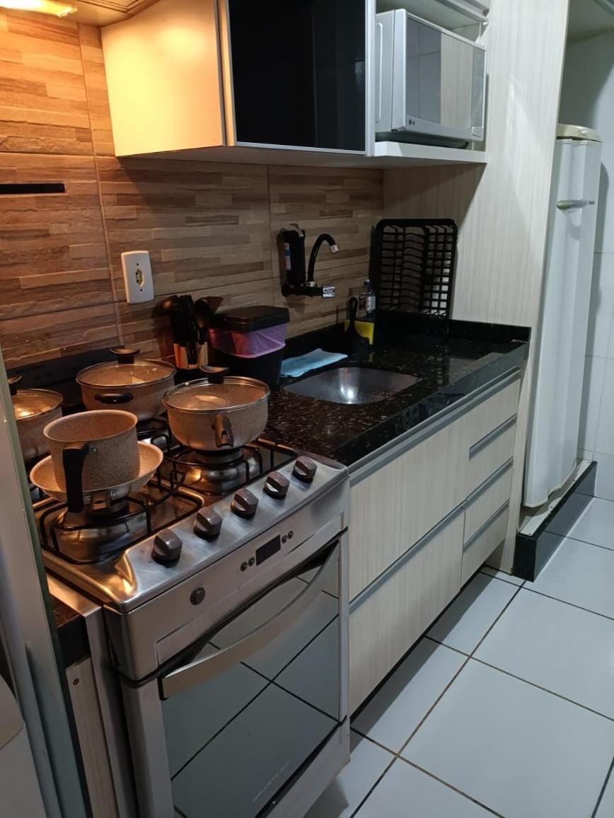 Apto completo próximo ao HU e Aeroporto com Vaga e Ar Apartment in Londrina