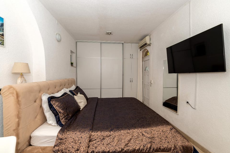 Studio Luigi Apartment in Makarska
