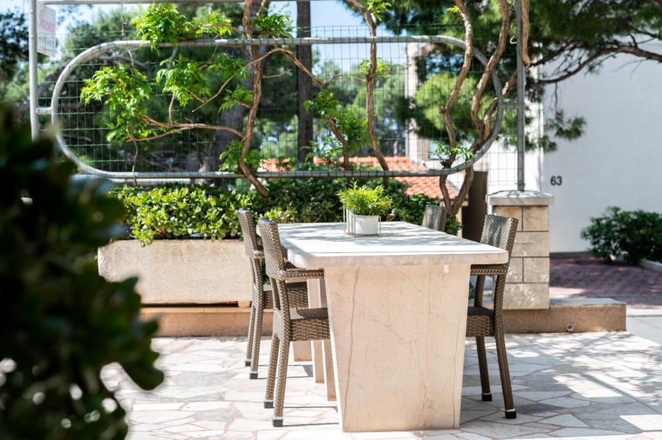 Studio Luigi Apartment in Makarska