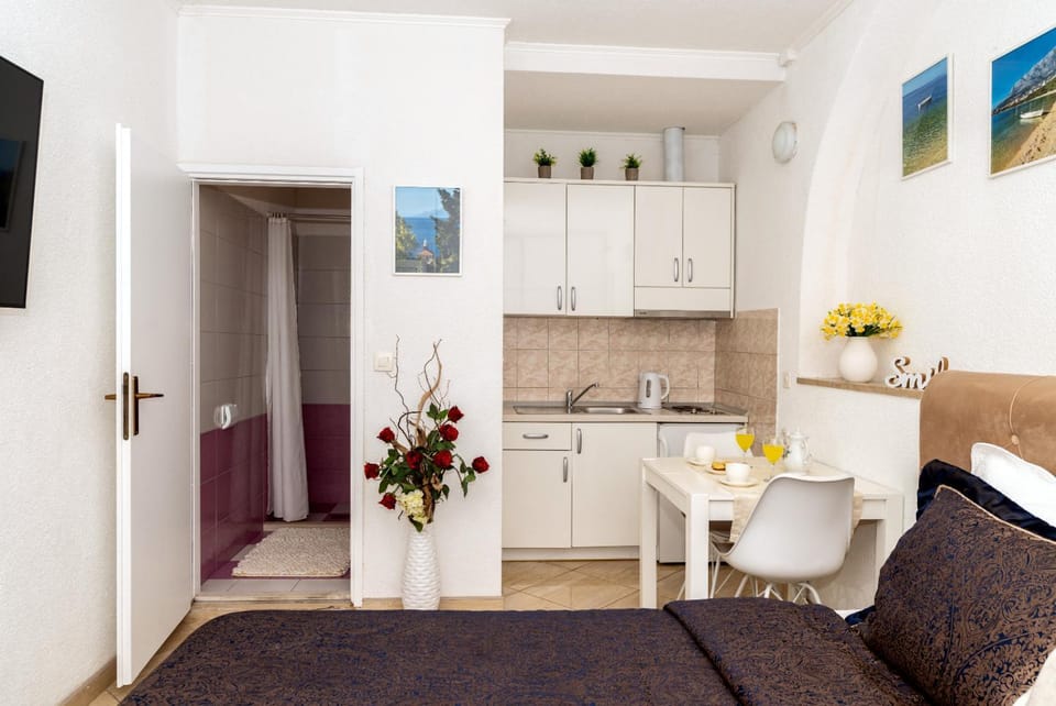 Studio Luigi Apartment in Makarska