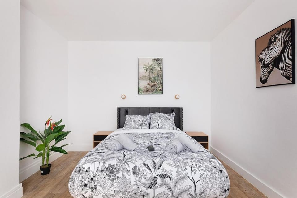 4P Paris Elegant Apartment in Montparnasse Percy Apartment in Île-de-France