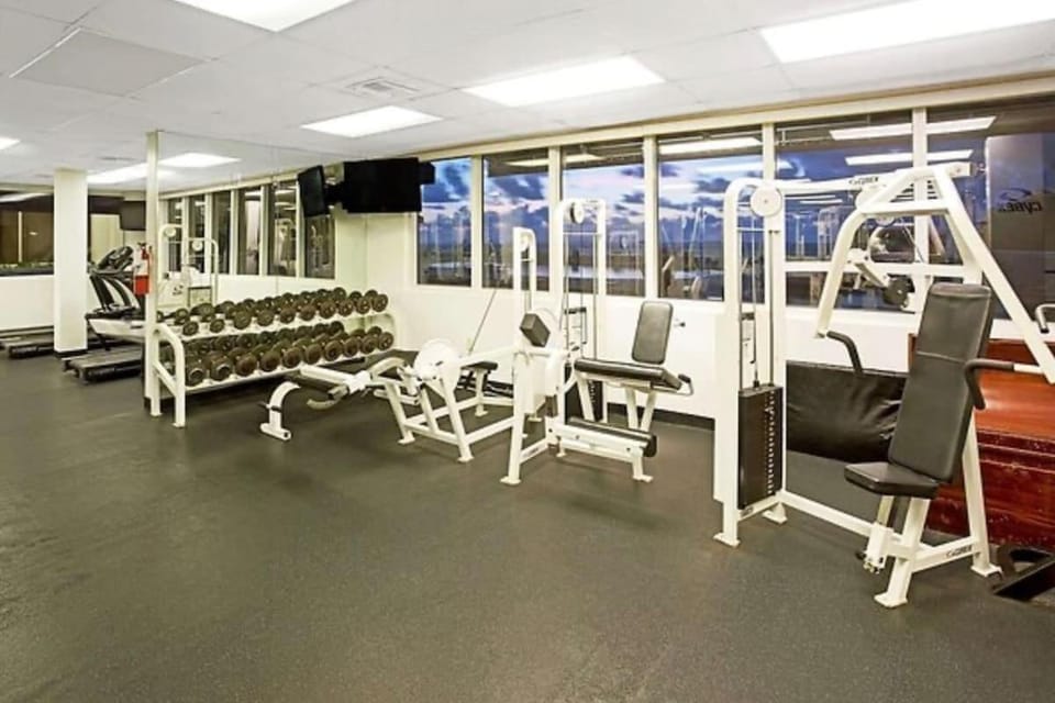 Beachfront Studio with Pool Gym and Sunny Isles Apartment in Sunny Isles Beach