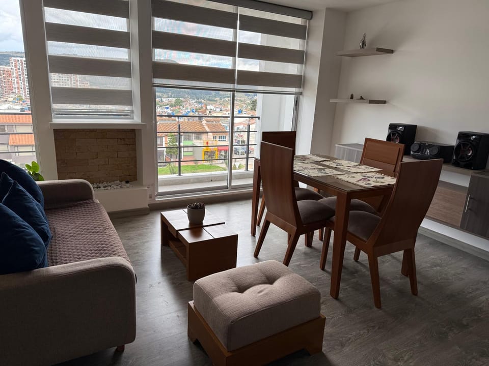 Communal lounge/ TV room, Living room