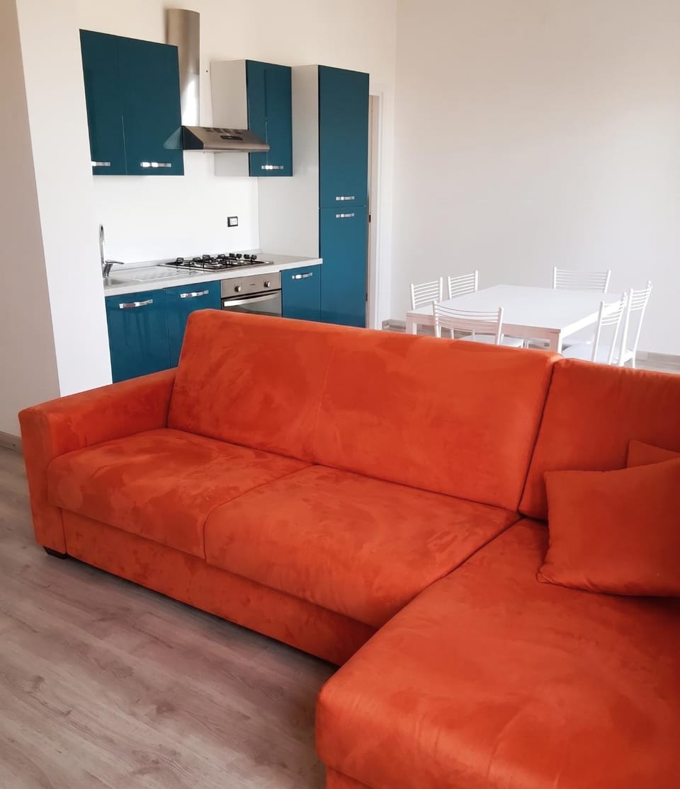 Kitchen or kitchenette, Living room, pet friendly