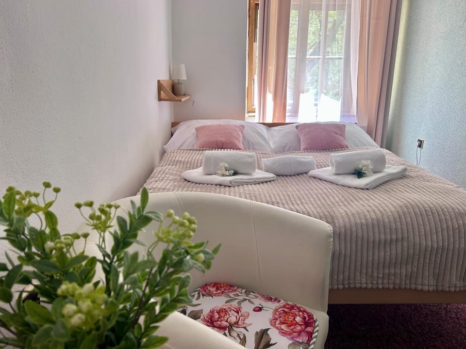 Rezidence - HAMR Bed and Breakfast in South Bohemian Region