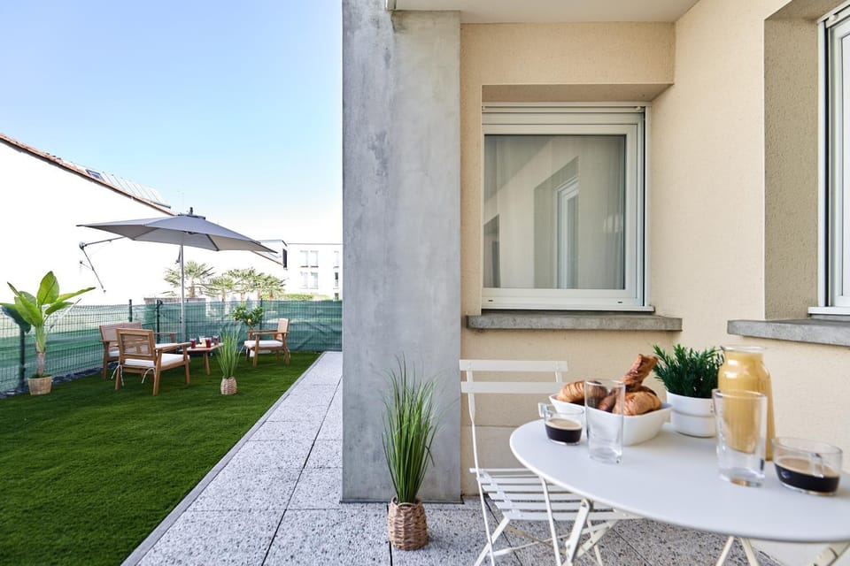 Garden, Balcony/Terrace