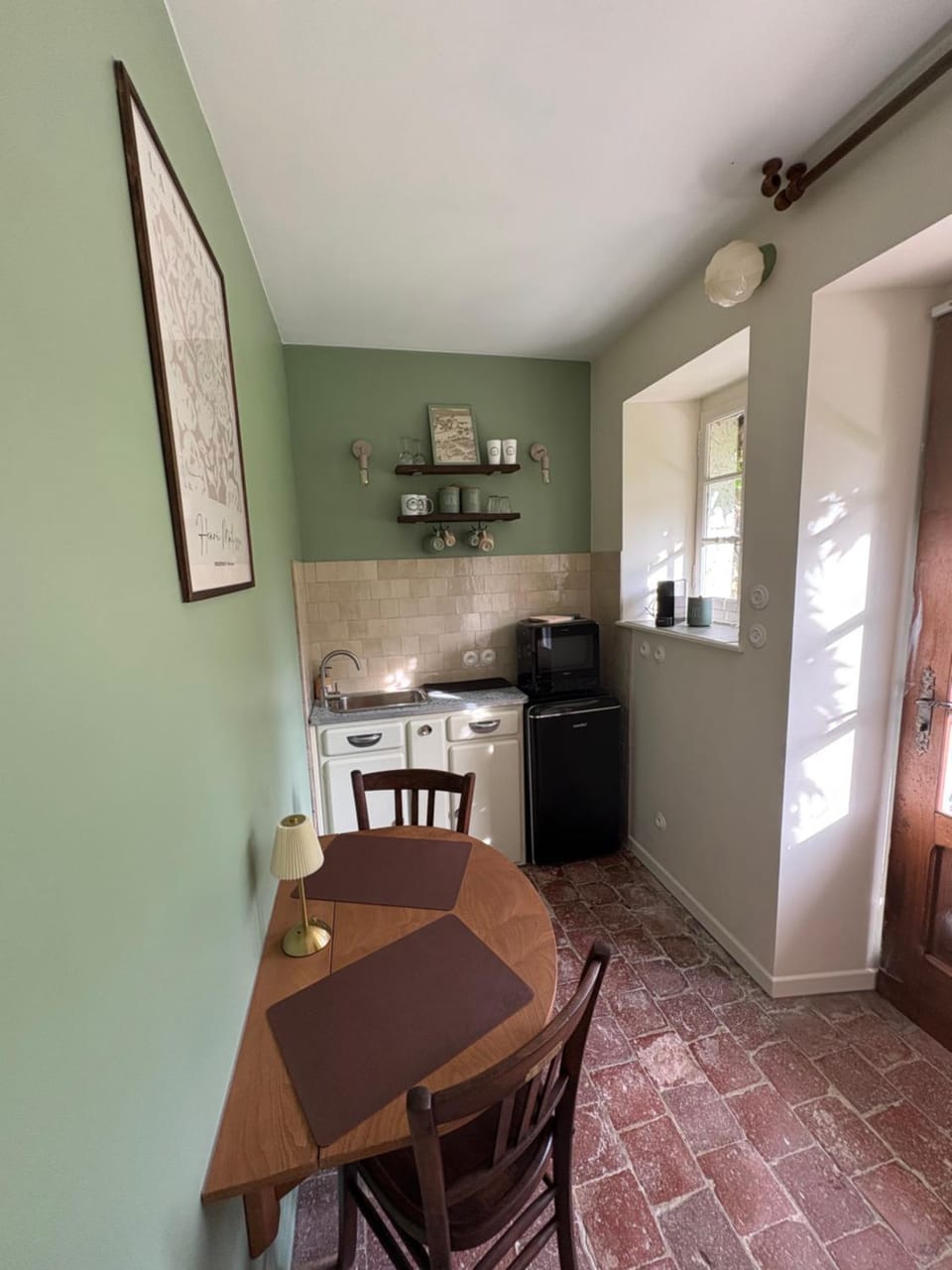 La Roseraie de Malpas Bed and Breakfast in Jura