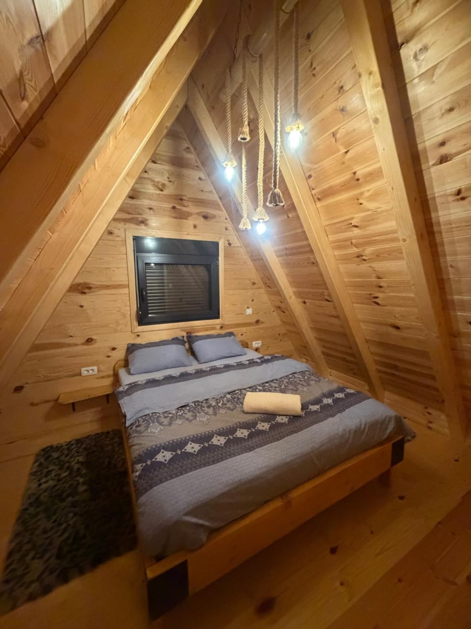 Black Pine Chalet House in Montenegro