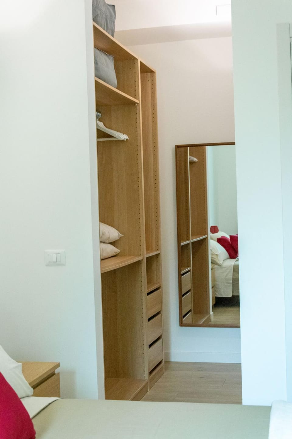 Bedroom, wardrobe