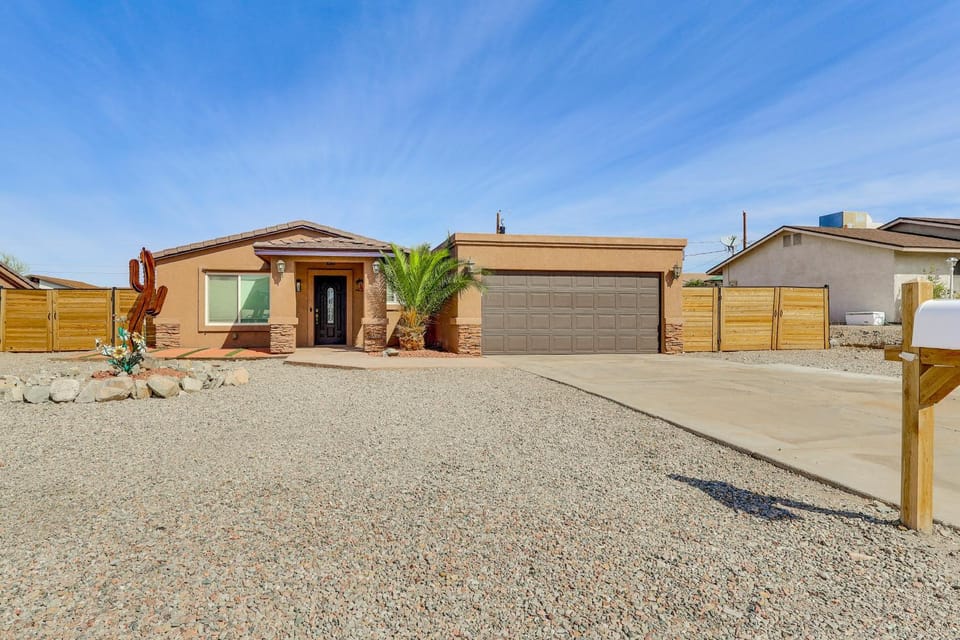 Outdoor Entertainment Area! Lake Havasu City Home House in Lake Havasu City