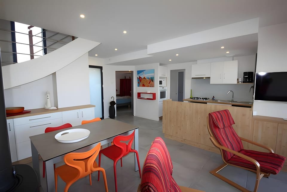 Property building, Living room
