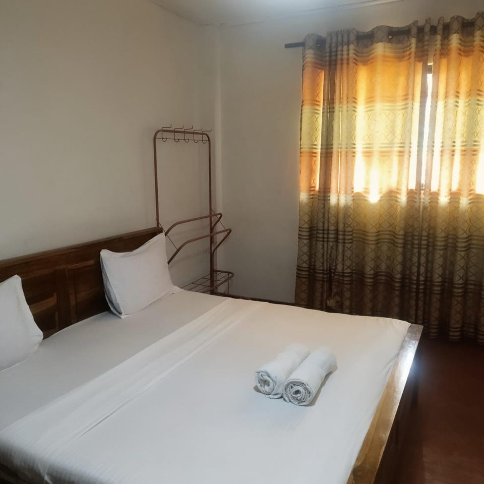 Kvs garnd villa Bed and Breakfast in Nuwara Eliya