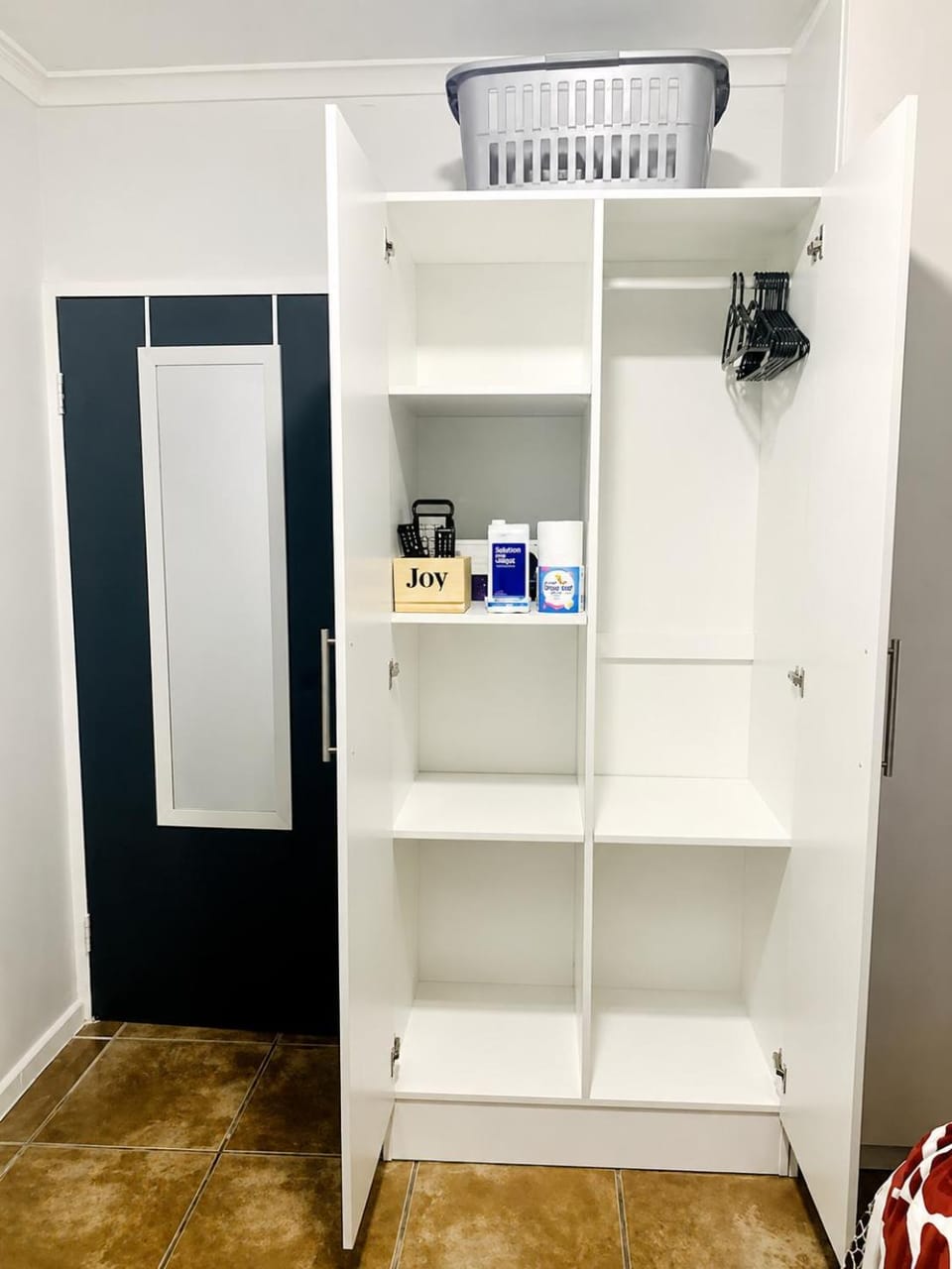 wardrobe
