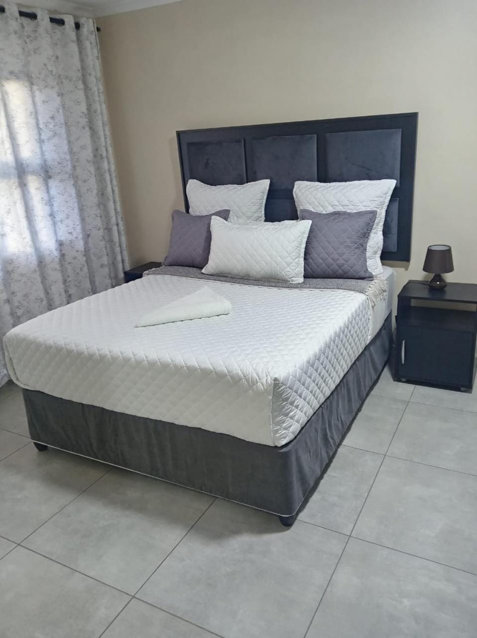 Sydney's Guest House Bed and Breakfast in Gauteng