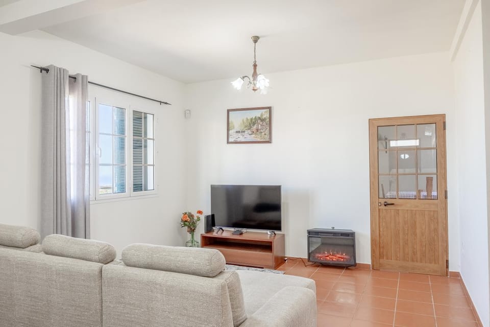 L&P Countryside by YOUR KEY MADEIRA Villa in Madeira District