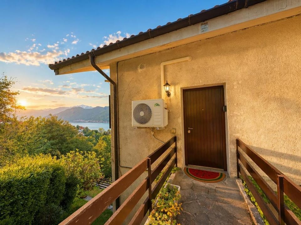 The Terrace Overlooking Lake Como Apartment in Canton of Ticino