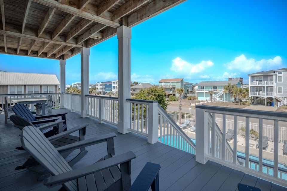 Almost Heaven House in Oak Island