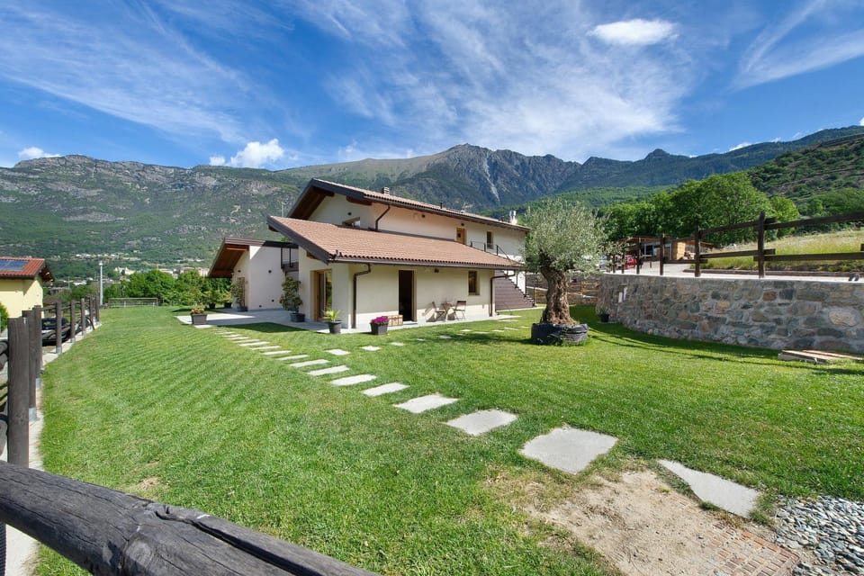 Le Rêve Chambre D'hôte Bed and Breakfast in Aosta Valley, Italy
