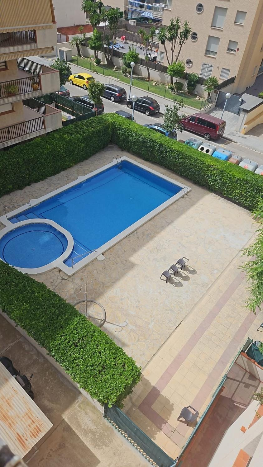 Fantástico y luminoso esquinero con vistas a Port Aventura y campo de golf Apartment in La Pineda
