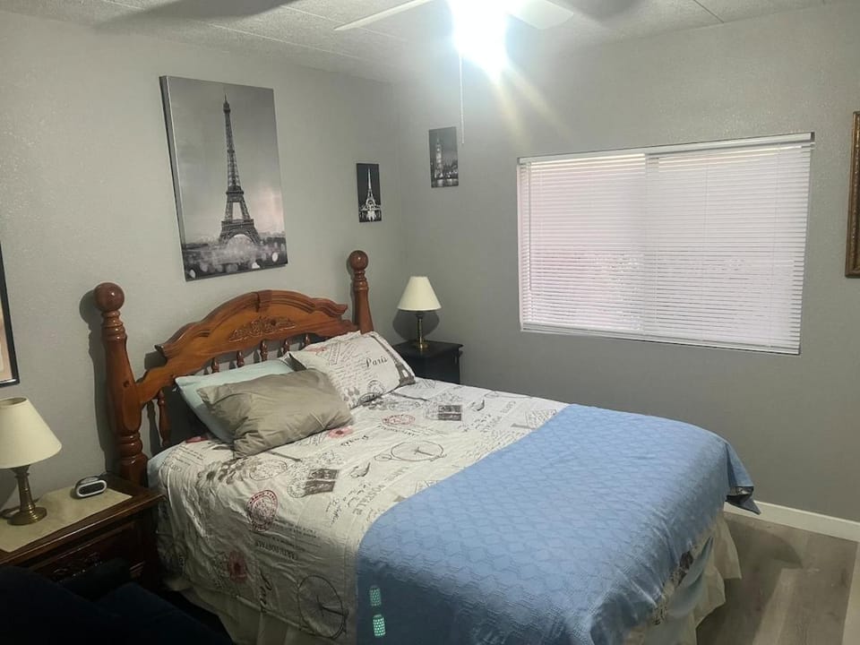 House in Pahrump sleeps 9, D Valley House in Pahrump