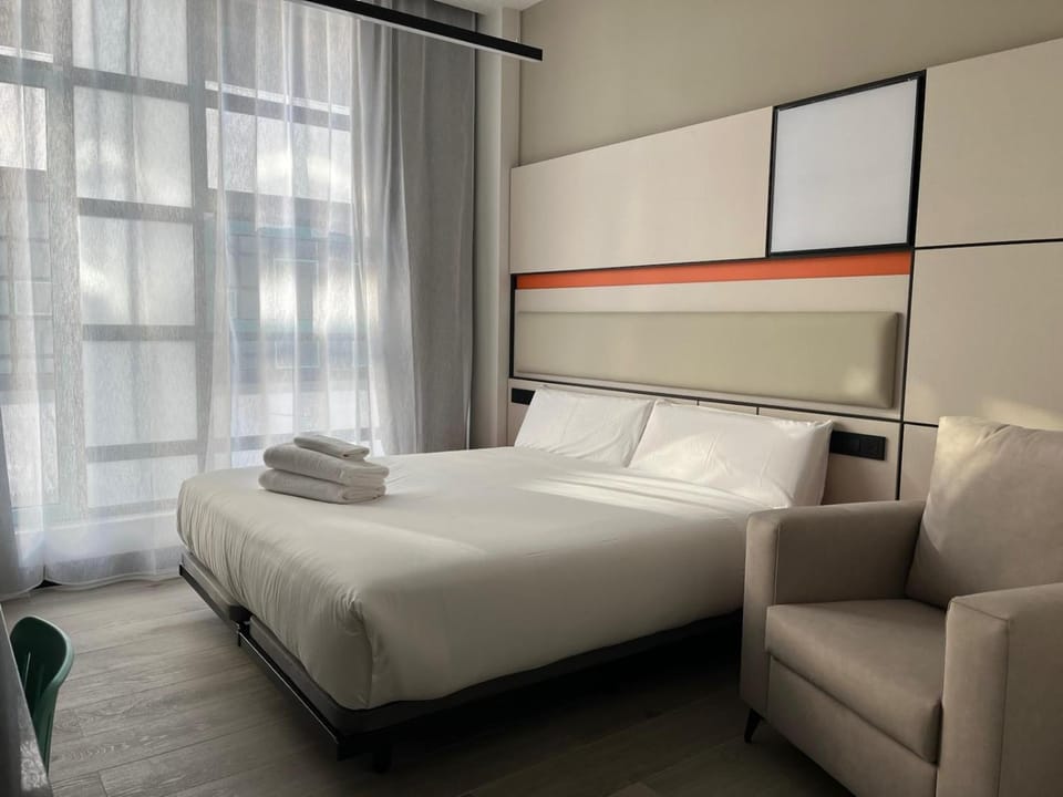 Bed, Photo of the whole room