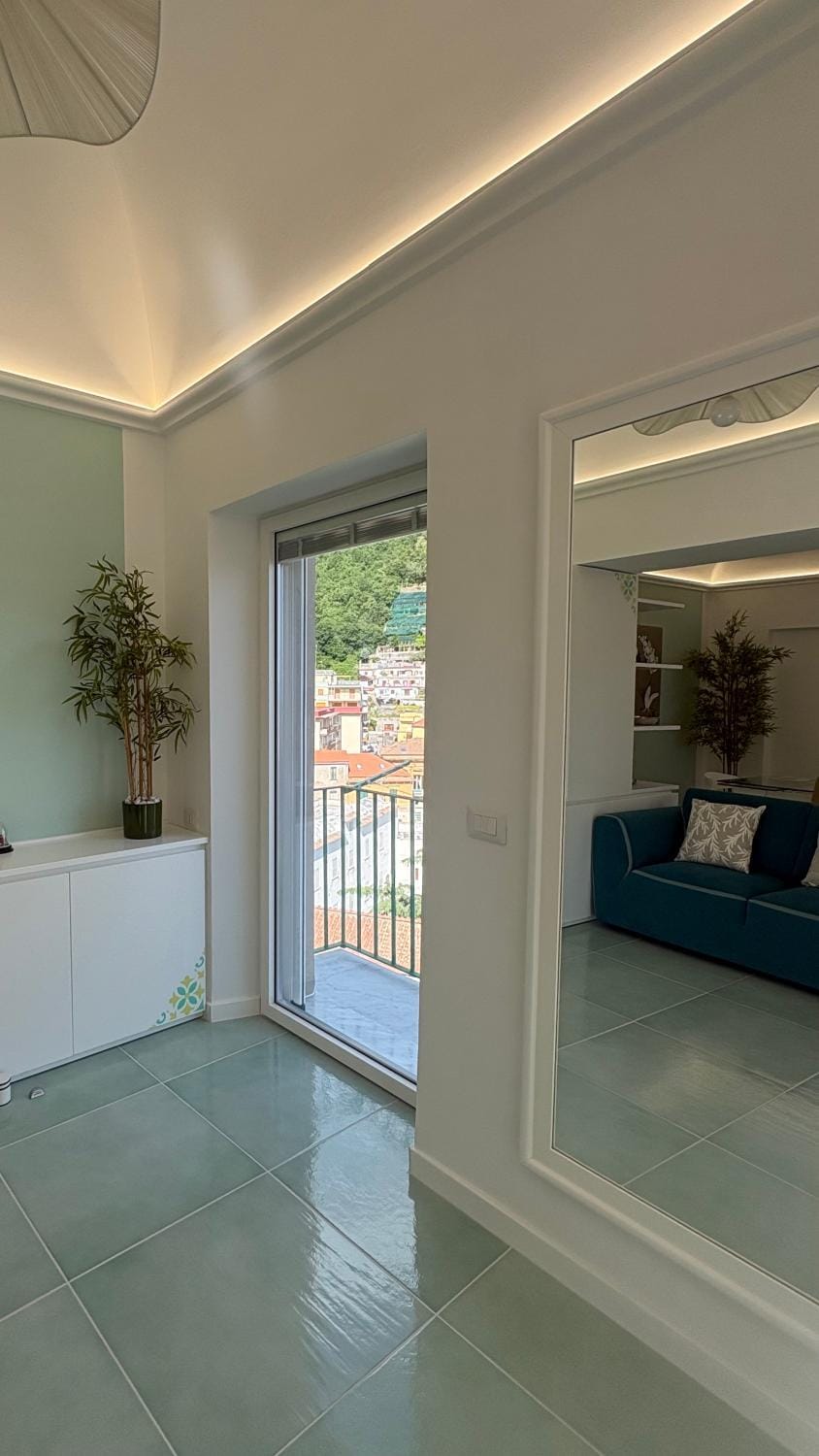 Property building, Facade/entrance, Lounge or bar