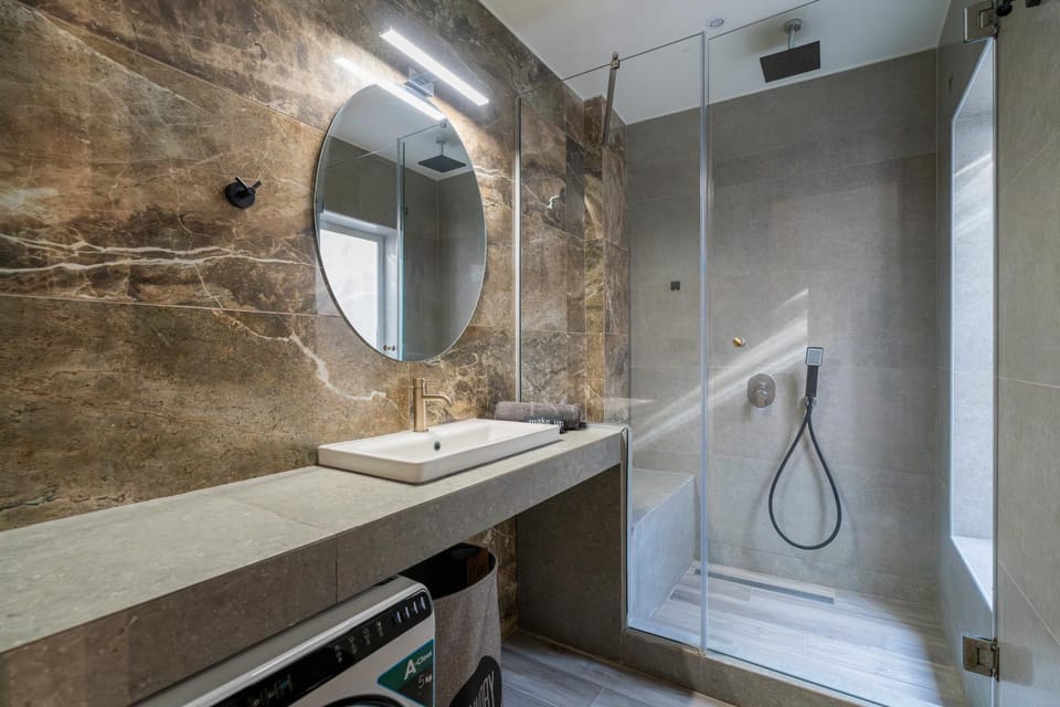 The Mall Luxury Suites Apartment in Nikiti