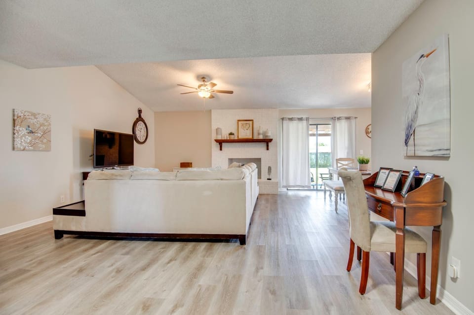 Palm Bay Home w/ Fenced Yard: 10 Mi to Beach! House in Palm Bay