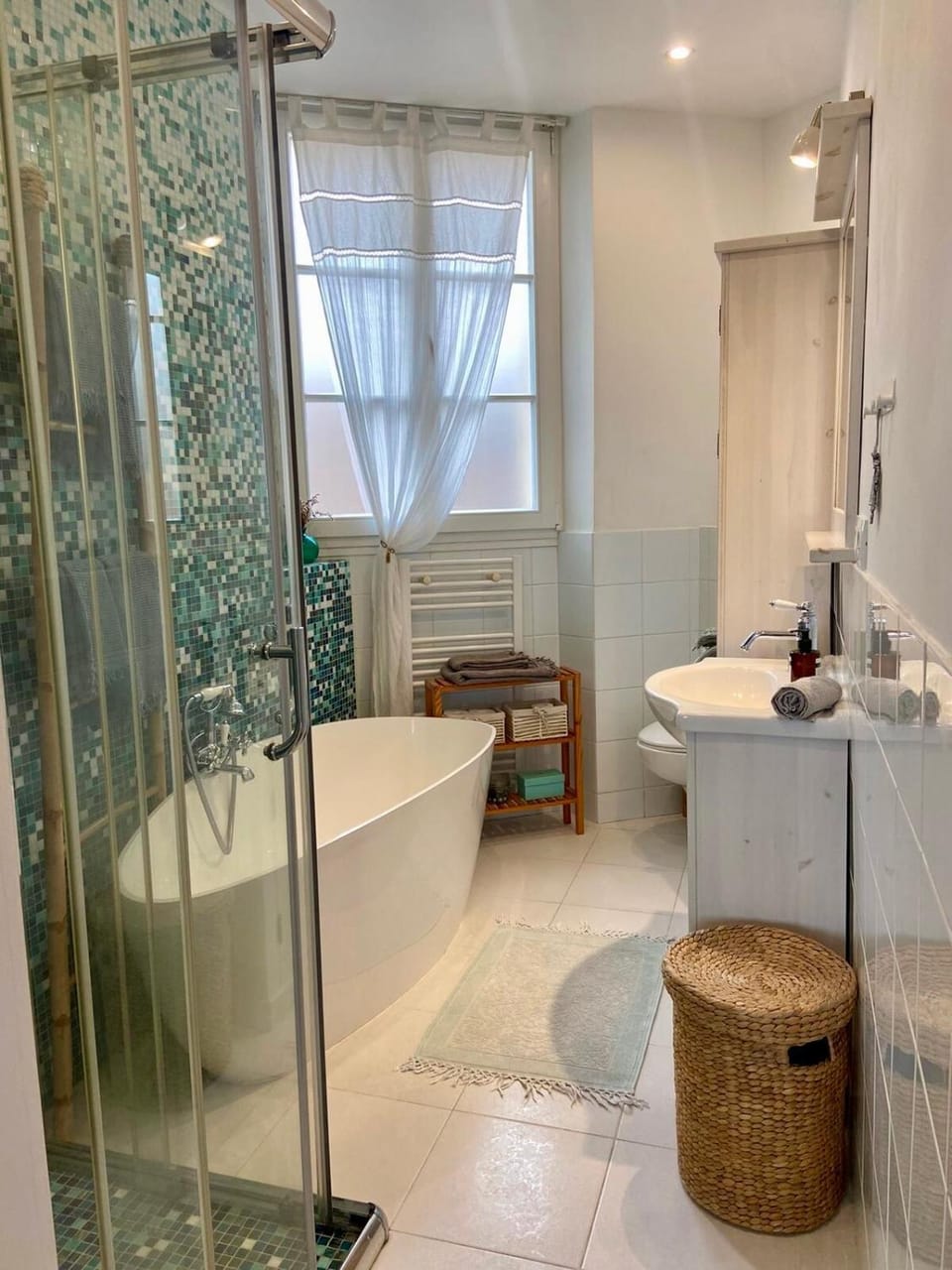 Palais Festivals 500 meters Marche Forvile Beach AC Apartment in Cannes