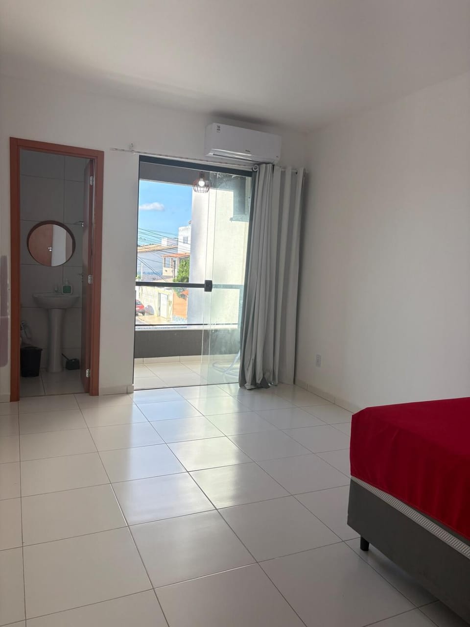 Patio, Bathroom, Bedroom, air conditioner