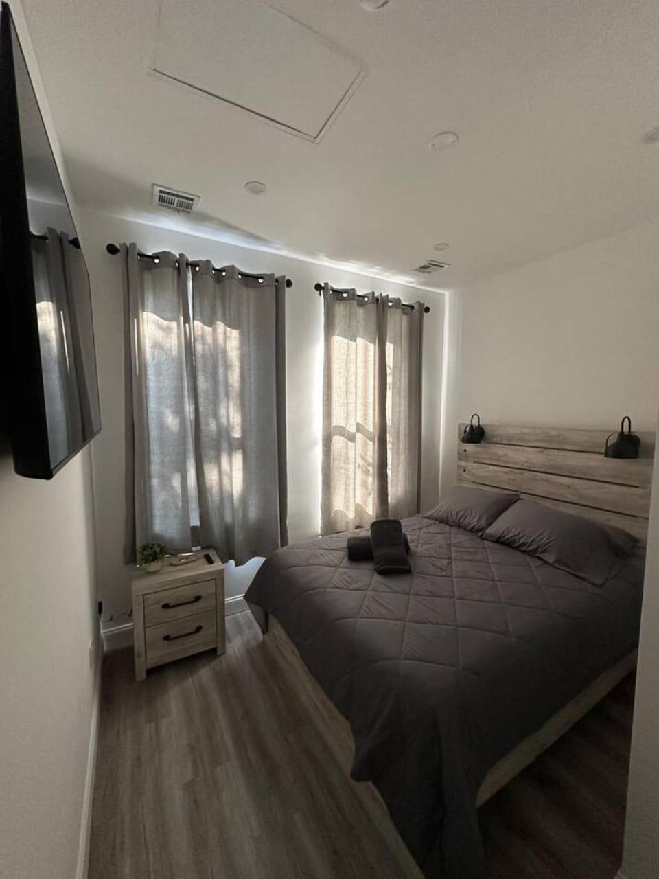 Modern Beautiful Room Near New York Apartment in North Bergen