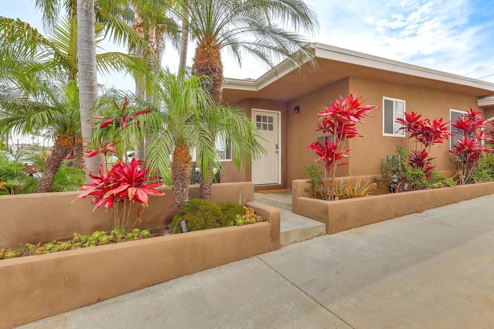 Shop, Dine, Walk to Ocean! San Clemente Retreat House in San Clemente
