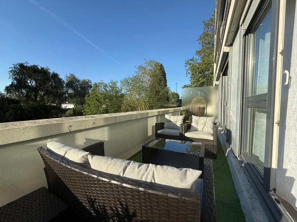 Balcony/Terrace, Balcony/Terrace