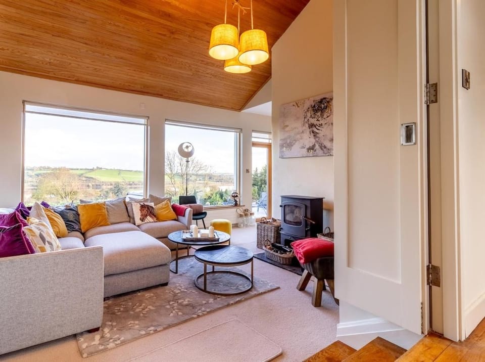 Suir River House - Luxury 6 Bed Home With Hot Tub & Sauna - Sleeps 19 House in County Kilkenny